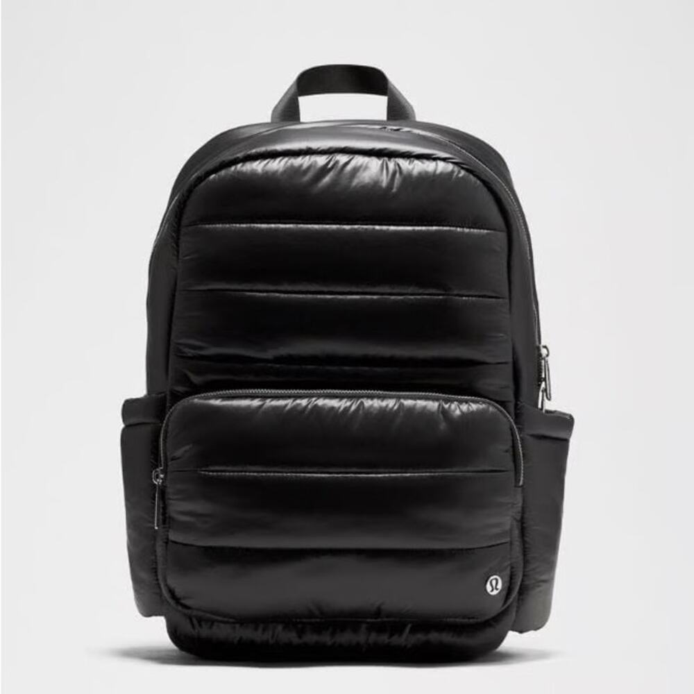 SALE - NWT Lululemon Everywhere Backpack * Wunder Puff